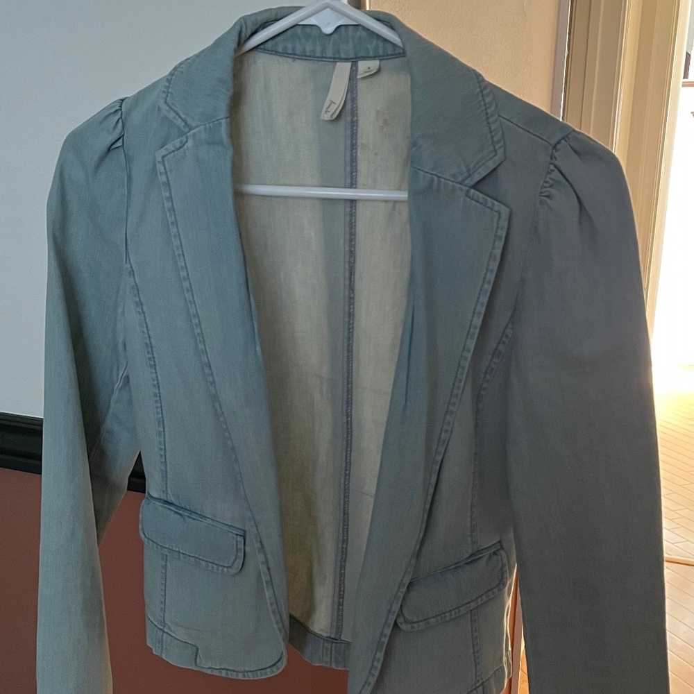 Chambray Blazer Size: Small